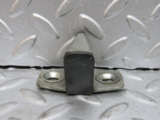 29122 Mercedes-Benz C124 320CE Coupe Door Lock Latch