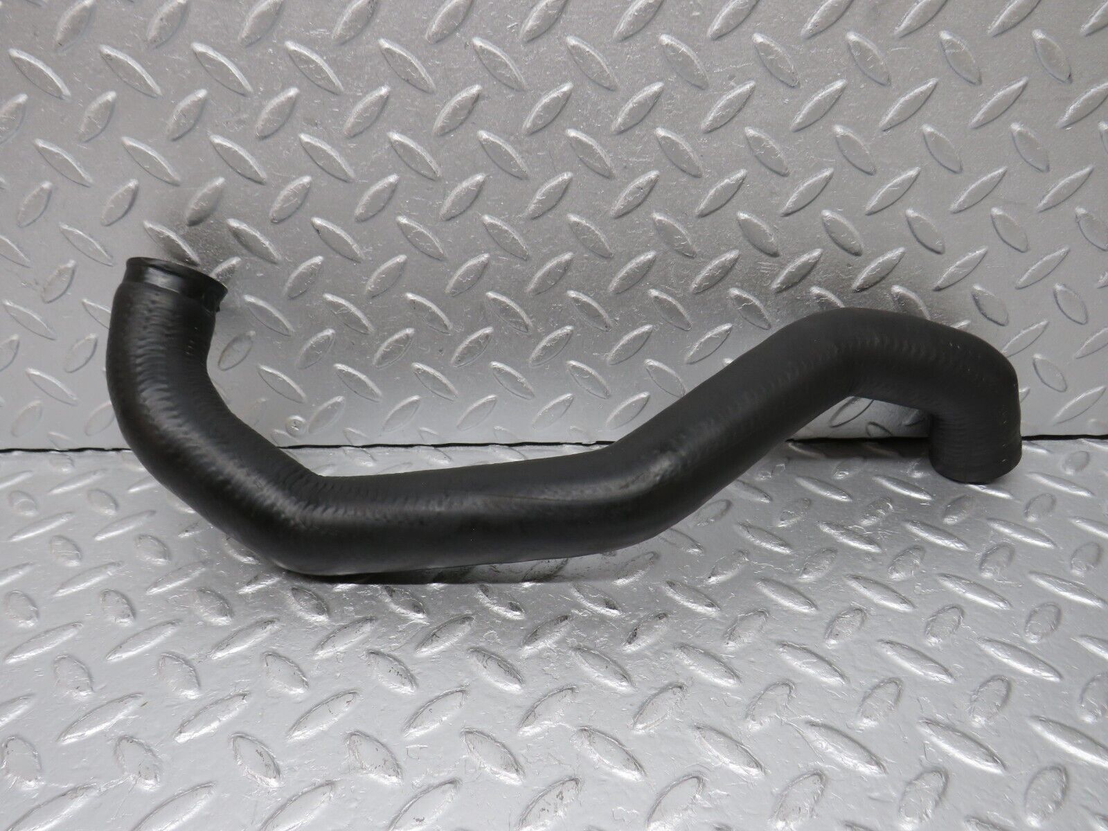 38569 Mercedes-Benz R129 280SL Coupe Radiator Lower Hose Pipe 1295012482
