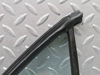 33146 Mercedes-Benz W126 Rear Right Quarter Window Glass 1267350224