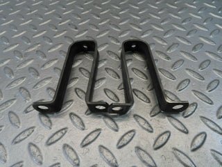 W115 camshaft oil tube holder used OEM
