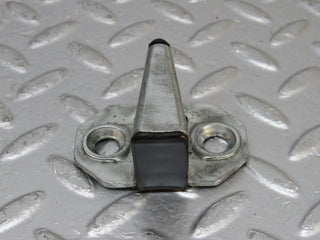 33375 Mercedes-Benz W202 C180 Door Lock Latch