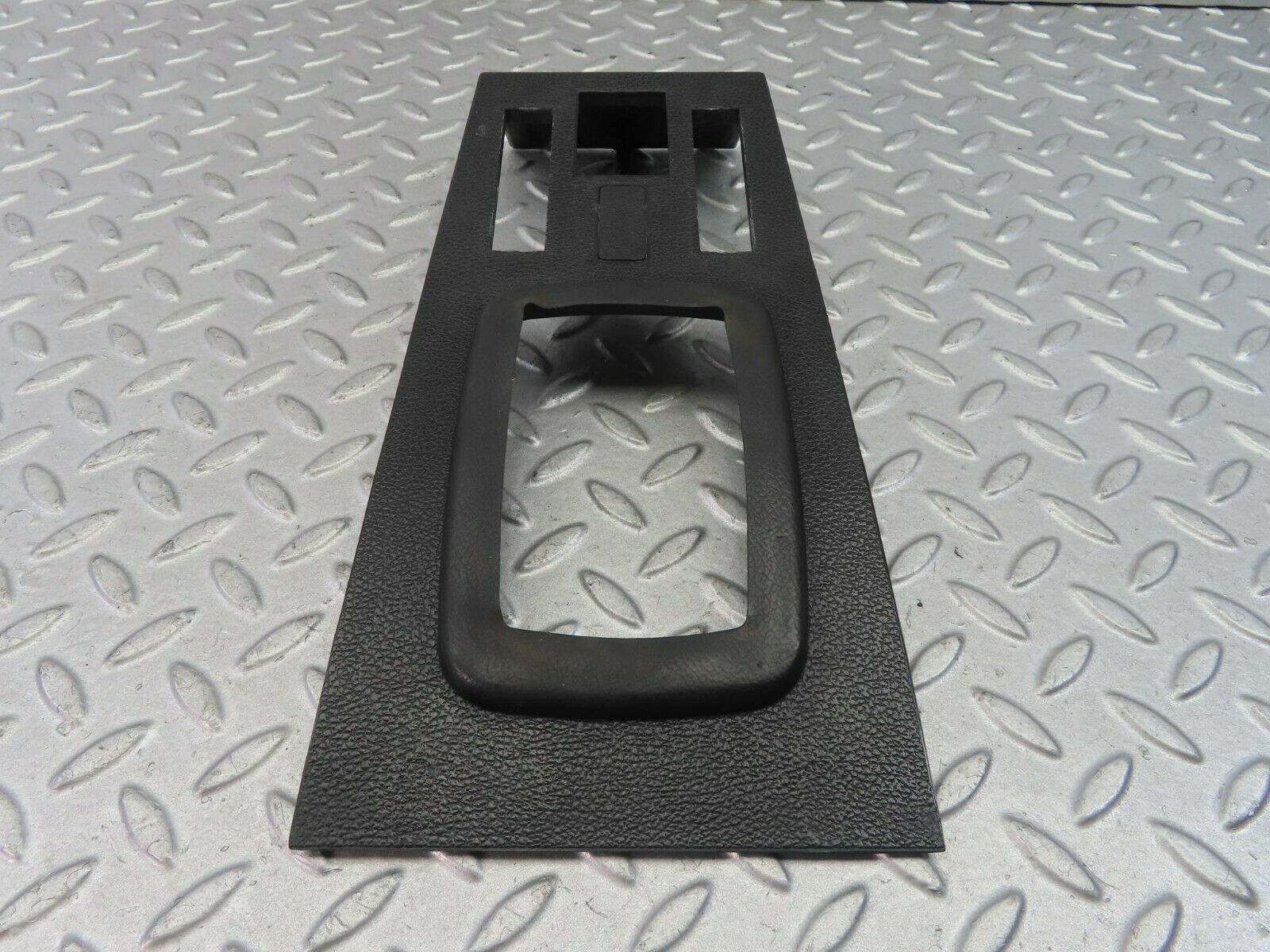 8565 Mercedes-Benz W123 Centre Console Panel 1236837736