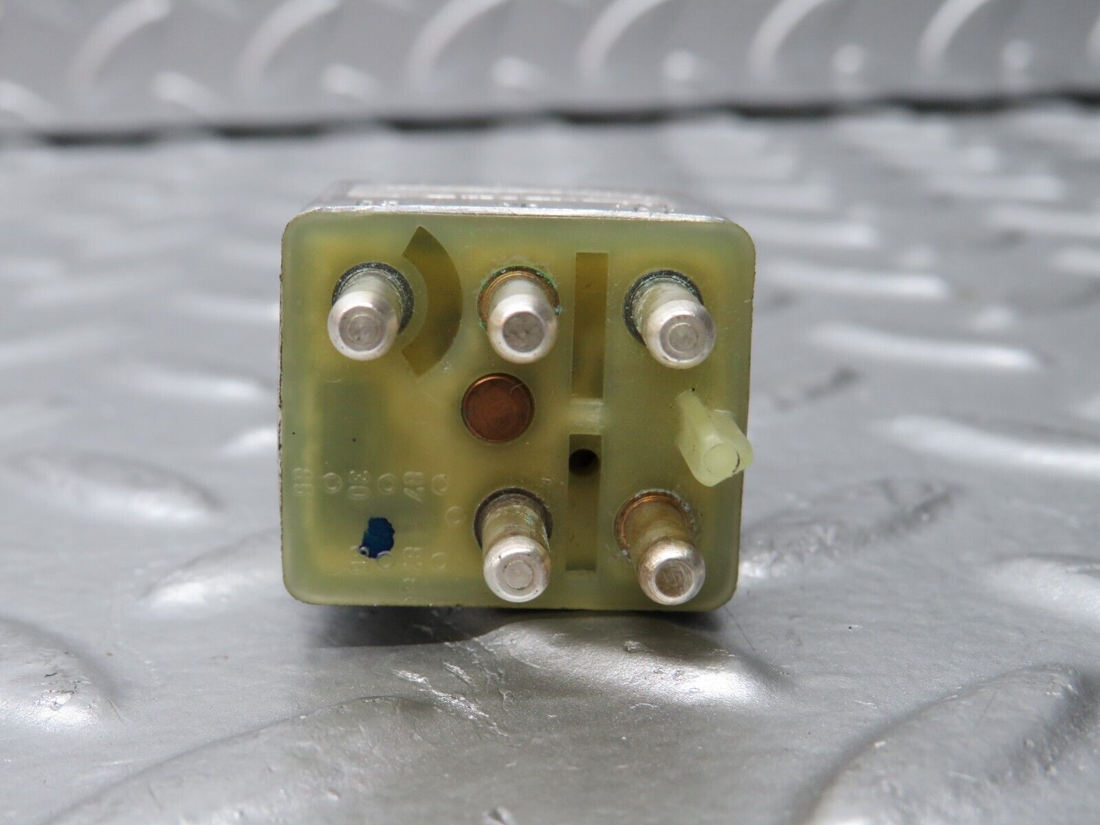 31232 Mercedes-Benz S124 220TE Wagon Multi Purpose Relay 0015420219