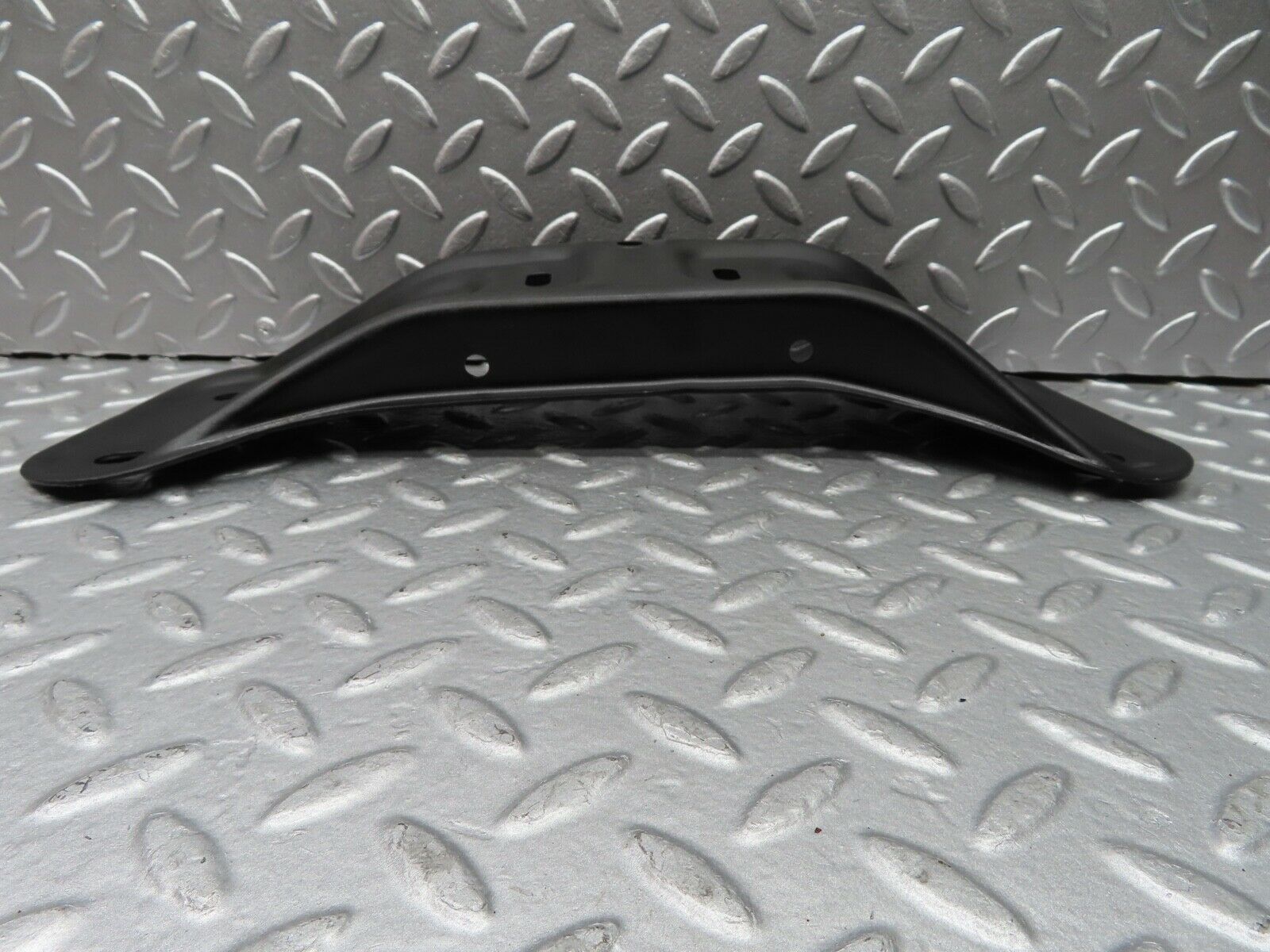 19882 Mercedes-Benz R129 300SL Coupe Gearbox Mount Bracket
