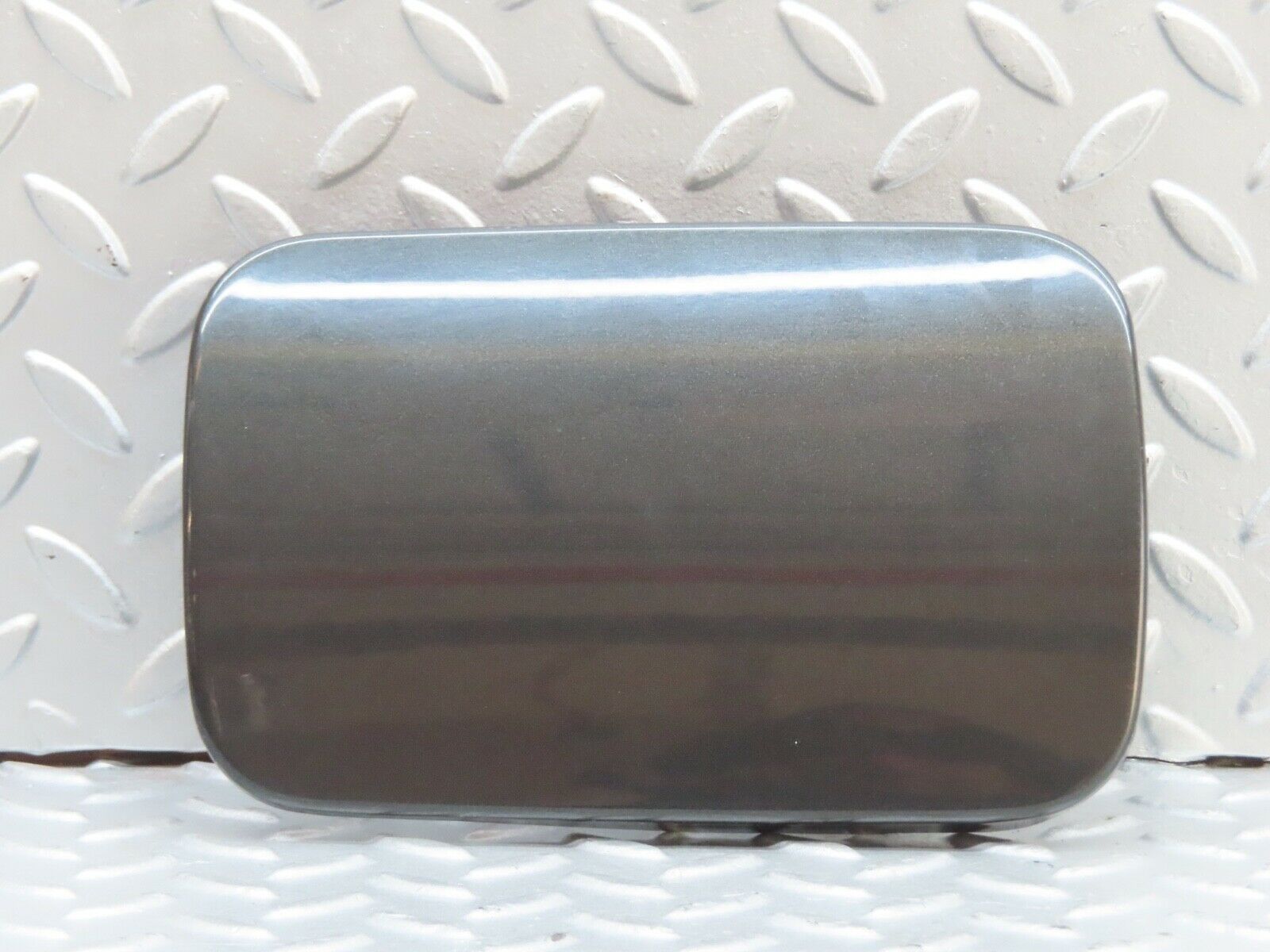 17429 Mercedes-Benz R129 300SL Coupe Fuel Tank Flap Cap 1295840939