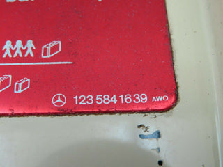 7712 Mercedes-Benz S123 230TE Wagon Fuel Tank Flap Cap 1235841639
