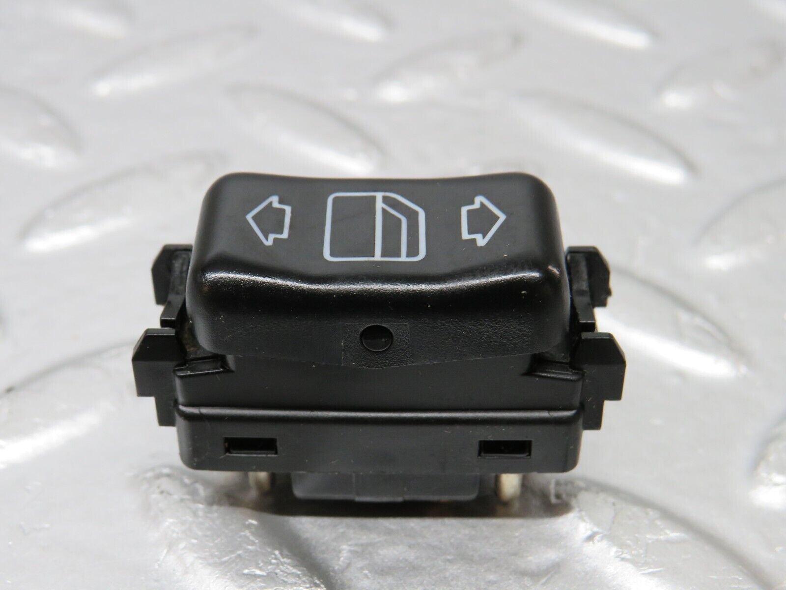 34047 Mercedes-Benz W124 260E Electric Window Switch Left 1248204610