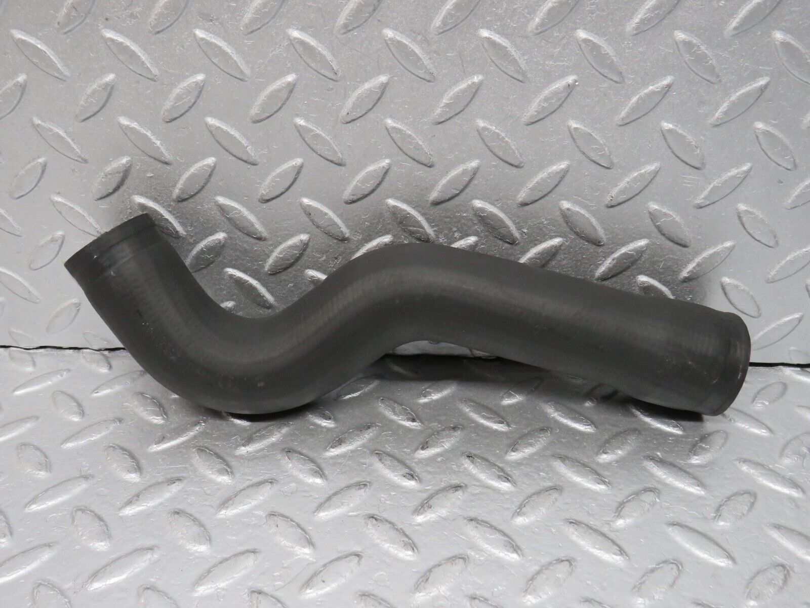 38276 Mercedes-Benz R129 280SL Coupe Upper Radiator Hose Pipe 1295012382