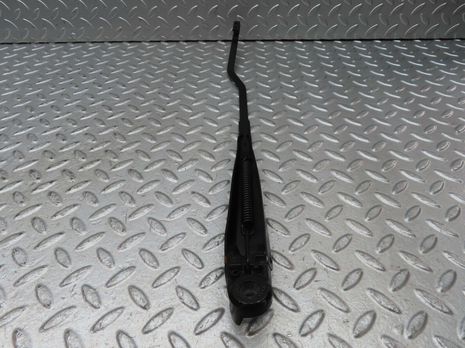 19532 Mercedes-Benz C140 CL420 Coupe Wiper Arm Bosch Left Side