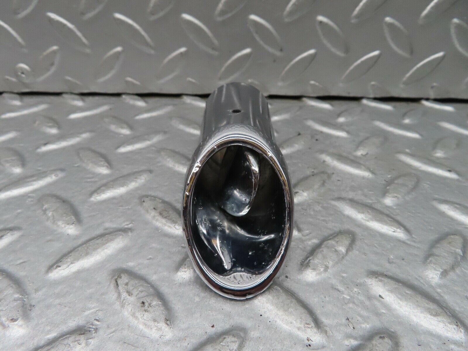 18234 Mercedes-Benz W111 220SE Coupe Dashboard Chrome Air Vent
