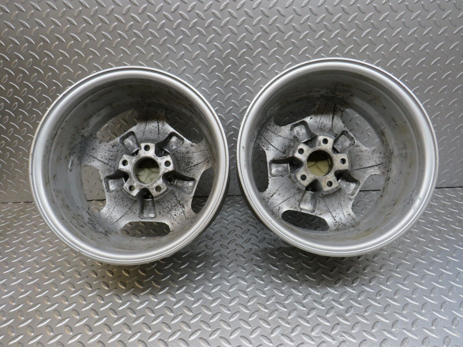 33527 Mercedes-Benz Alloy Wheel Set 7Jx15H2 ET37 KBA44301