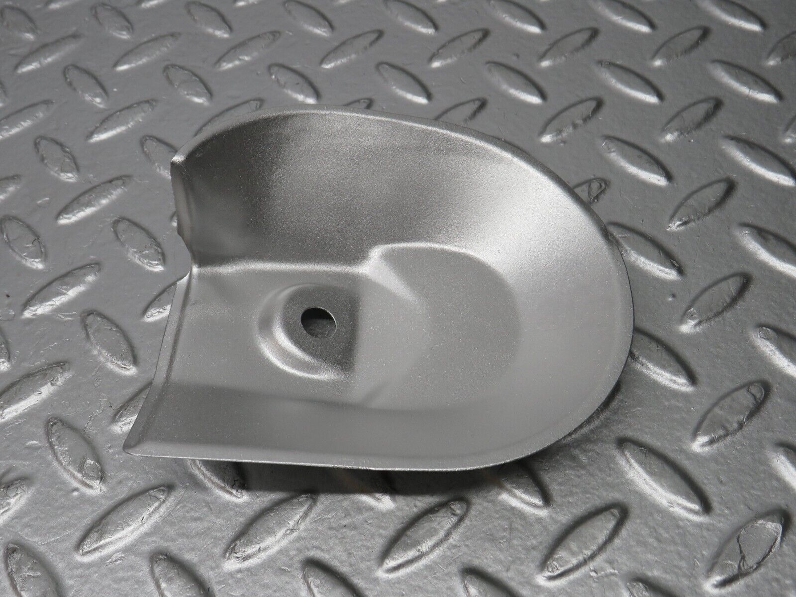 30904 Mercedes-Benz W201 190E 2.0L Engine Mount Bracket Heat Shield