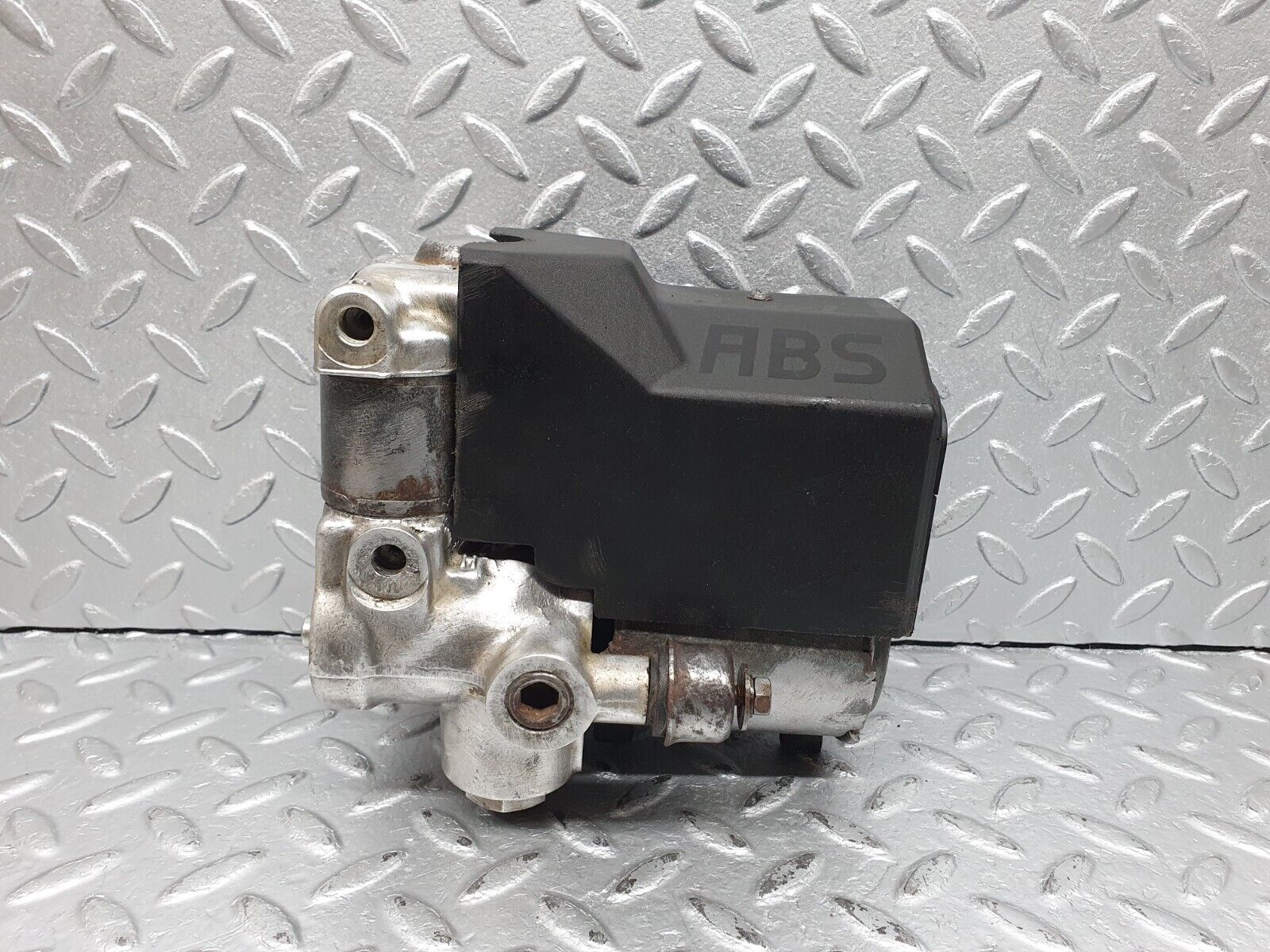 41158 Mercedes-Benz W126 300SE ABS Brake Pump Bosch 0265200043 0332002171 0015426719