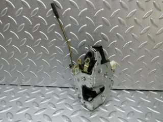 24196 Mercedes-Benz S124 220TE Wagon Front Right Door Lock Mechanism
