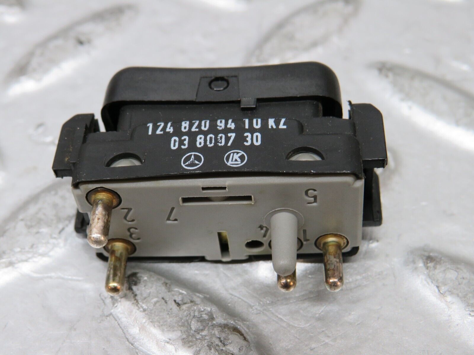 27562 Mercedes-Benz S124 300TE Electric Window Switch Right Side 1248209410