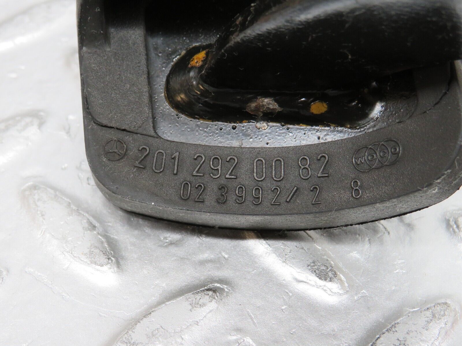 31351 Mercedes-Benz S124 220TE Wagon Brake Pedal With Rubber 2012920082