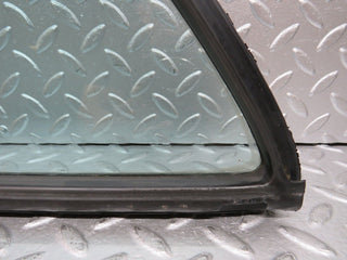 26829 Mercedes-Benz W123 240D Rear Left Quarter Glass