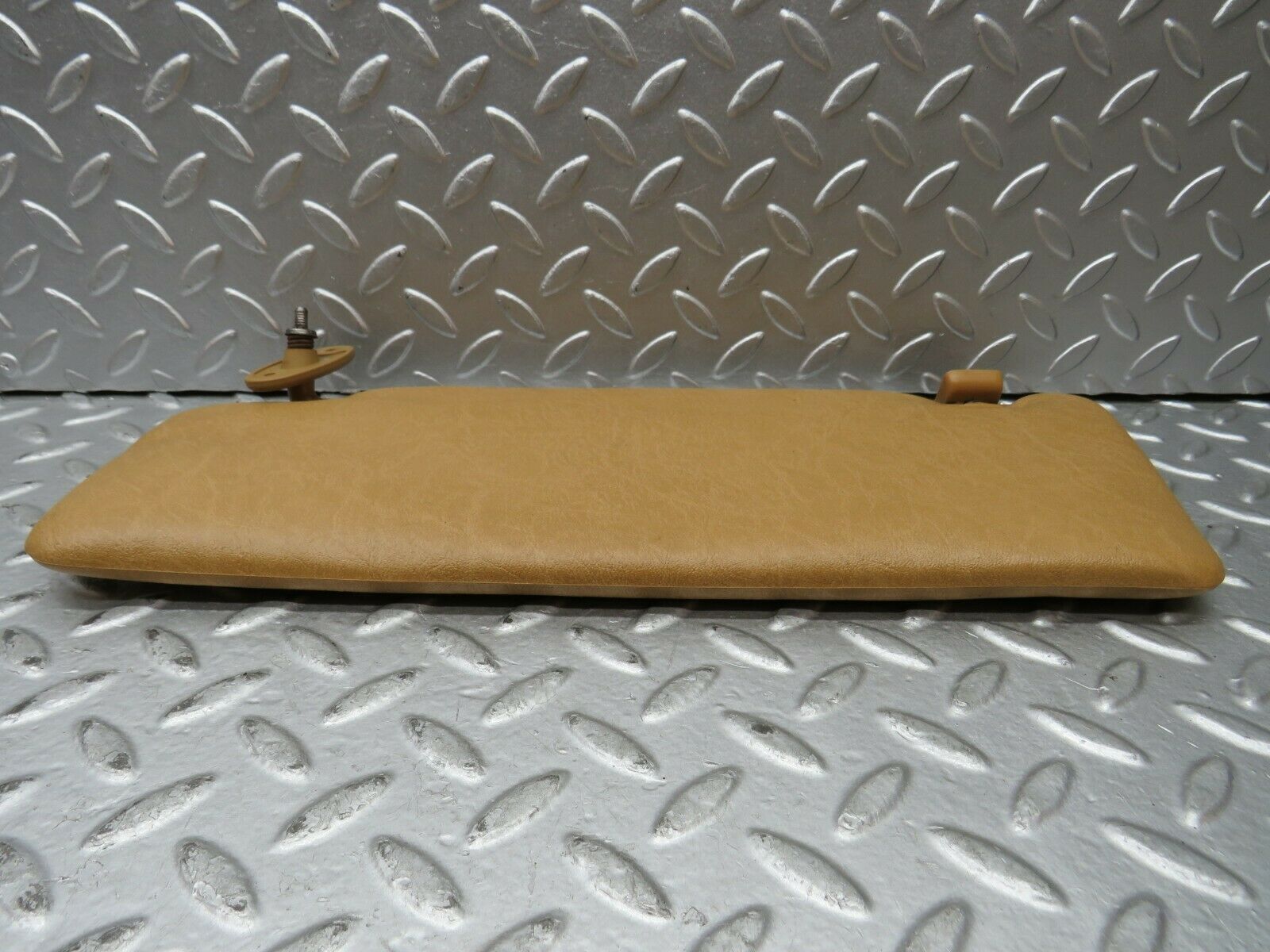 22044 Mercedes-Benz S123 280TE Wagon Sun Visor Right Side