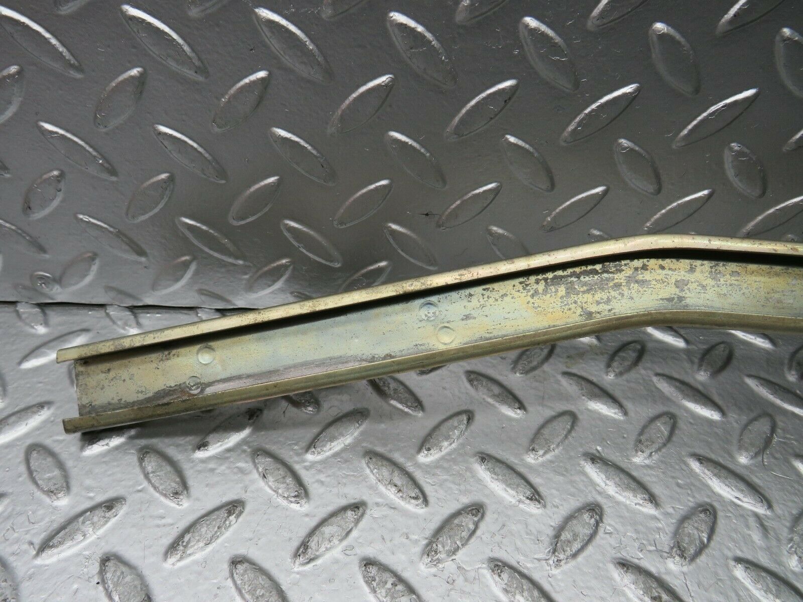 22899 Mercedes-Benz C107 450SLC Coupe Rear Left Window Channel