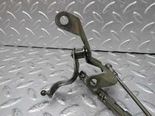 34513 Mercedes-Benz C126 380SEC Coupe Throttle Linkage