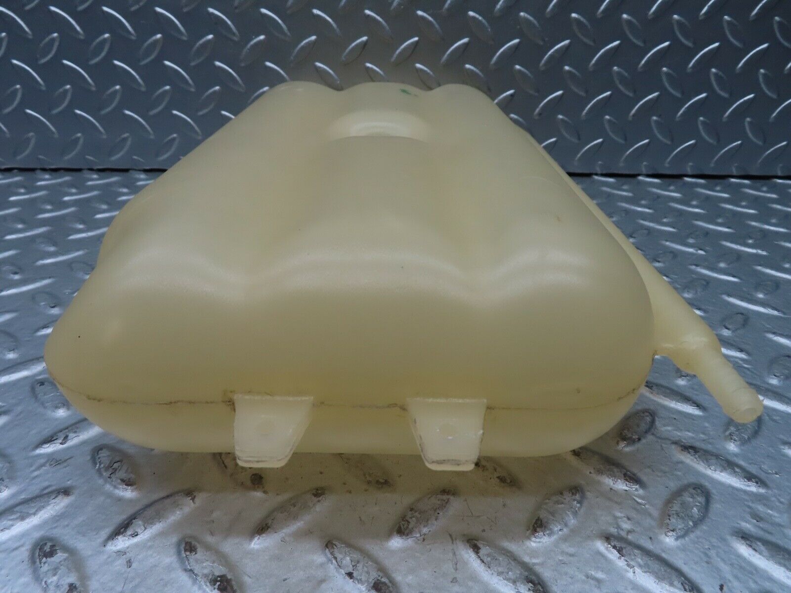 21536 Mercedes-Benz W126 300SE Coolant Expansion Tank 1265000549
