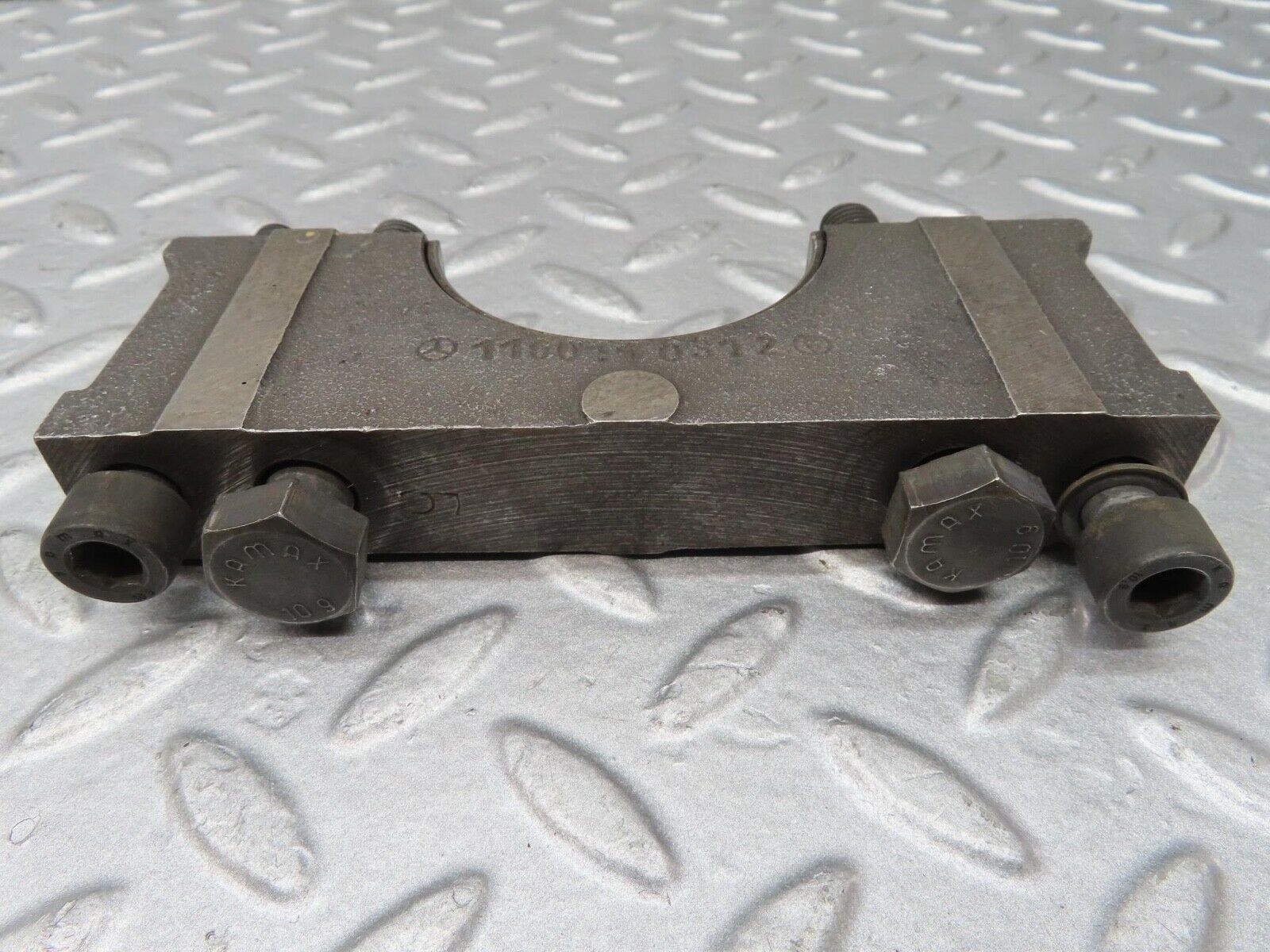 16542 Mercedes-Benz C107 350SLC Coupe Crankshaft Bearing Holder Block 1160110312