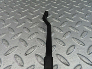 W123 Coupe wiper arm left used OEM