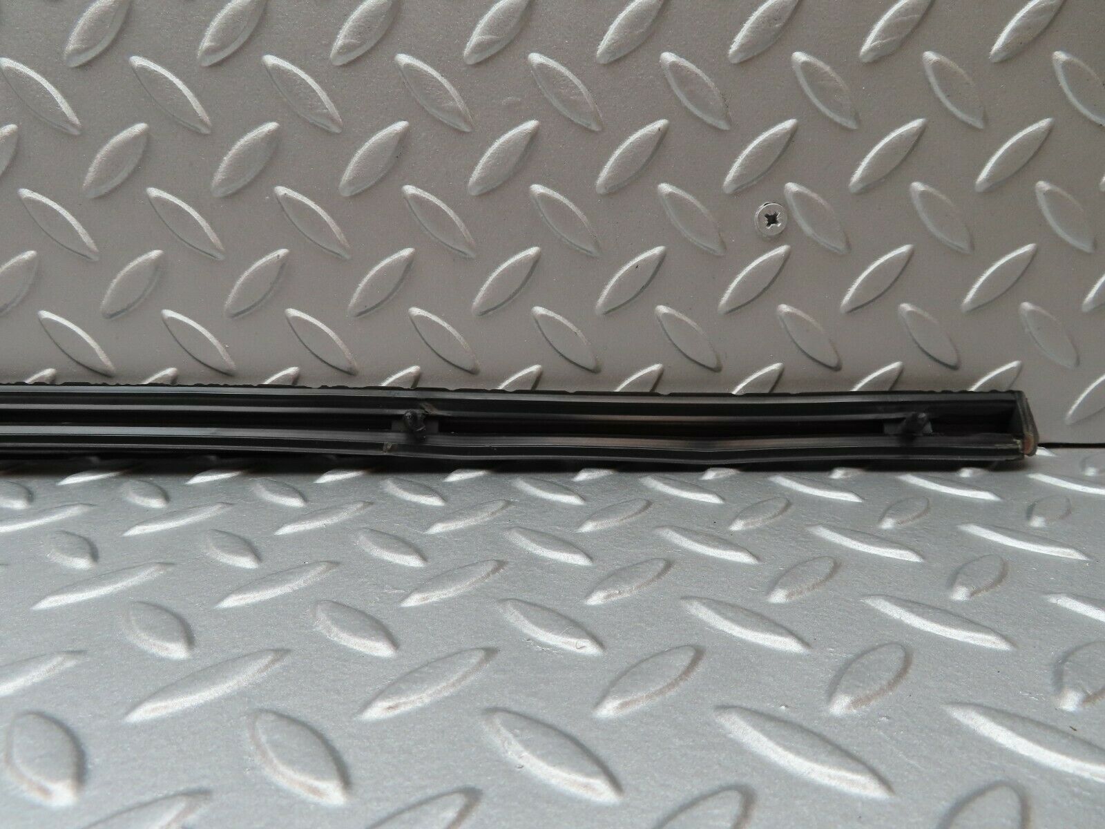 3695 Mercedes-Benz S123 200T Wagon Centre Door Chrome Trim Front Right