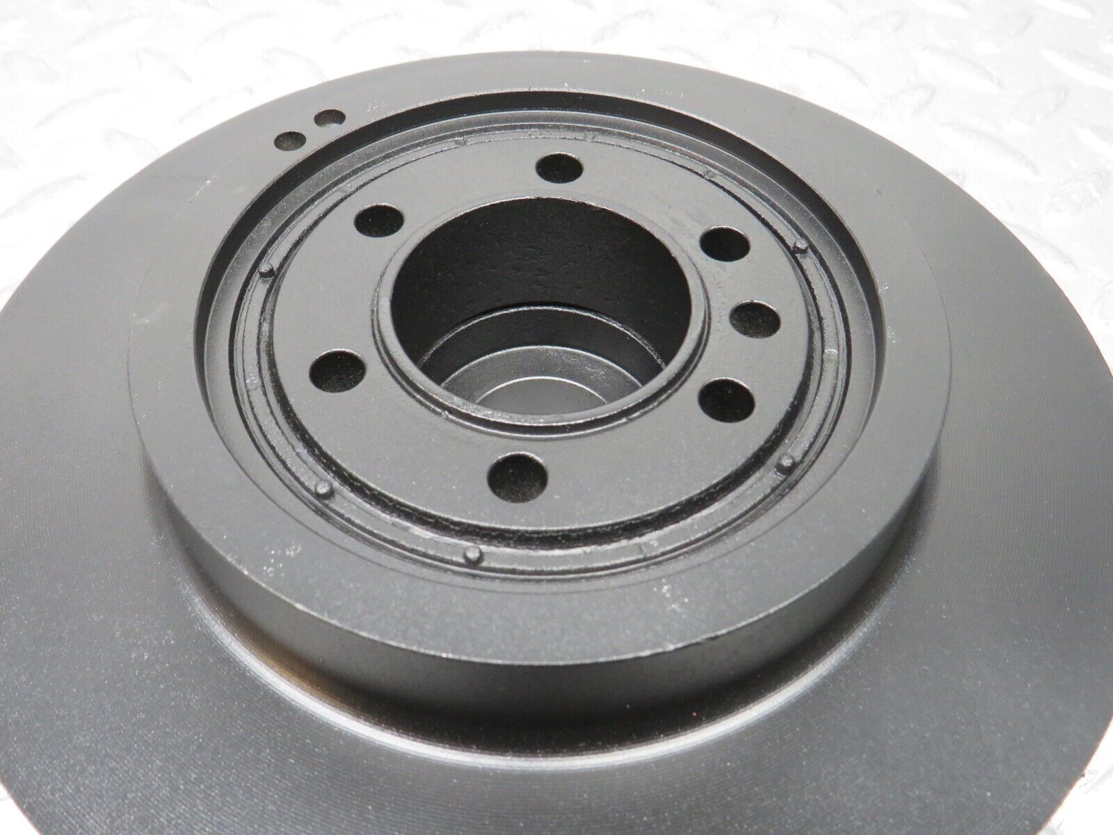 38130 Mercedes-Benz A124 320E Cabriolet Crankshaft Vibration Damper 1040301403