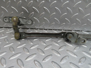 W123 windscreen wiper linkage used OEM
