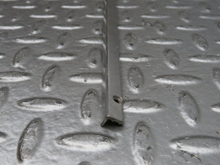 0489 Mercedes-Benz W123 230E Sunroof Chrome Trim