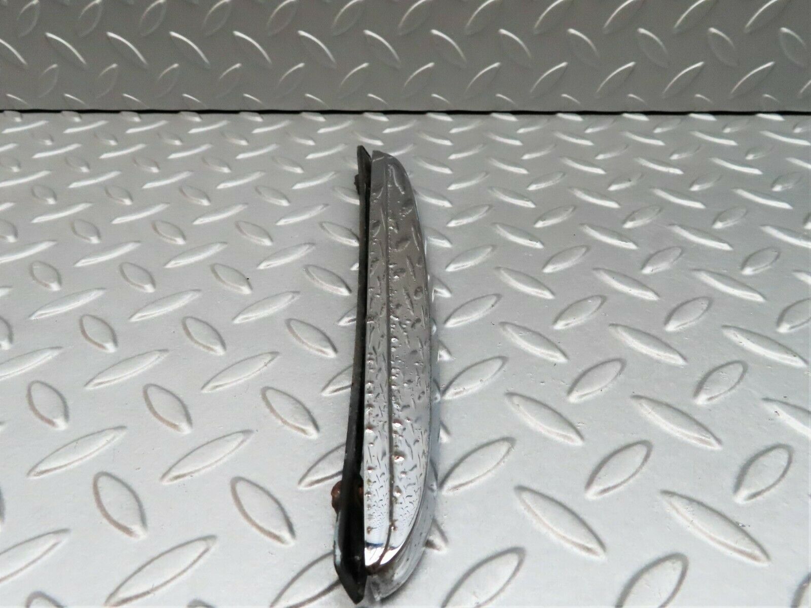 3413 Mercedes-Benz W108 280SE Boot Lid Trunk Lid Chrome Handle