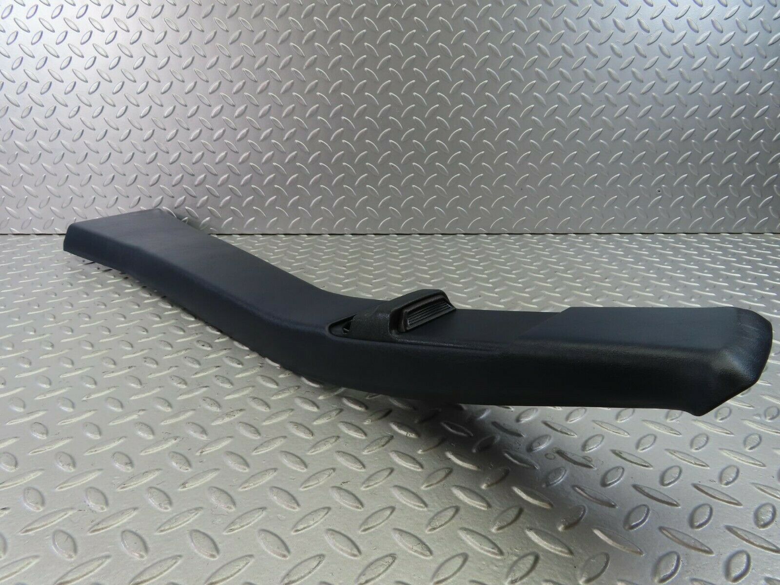 10325 Mercedes-Benz W201 190E B Pillar Cover Right Side Blue 2016921889