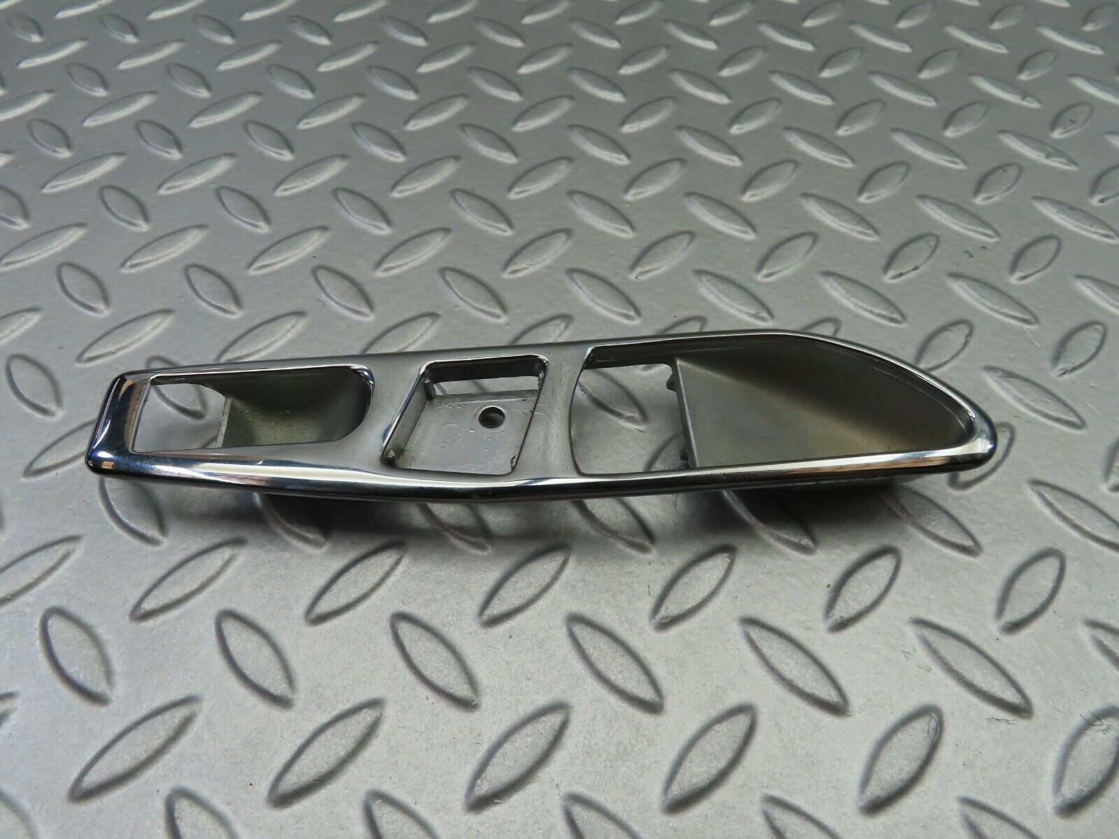 6836 Mercedes-Benz C107 350SLC Coupe Interior Door Handle Chrome Surround Left