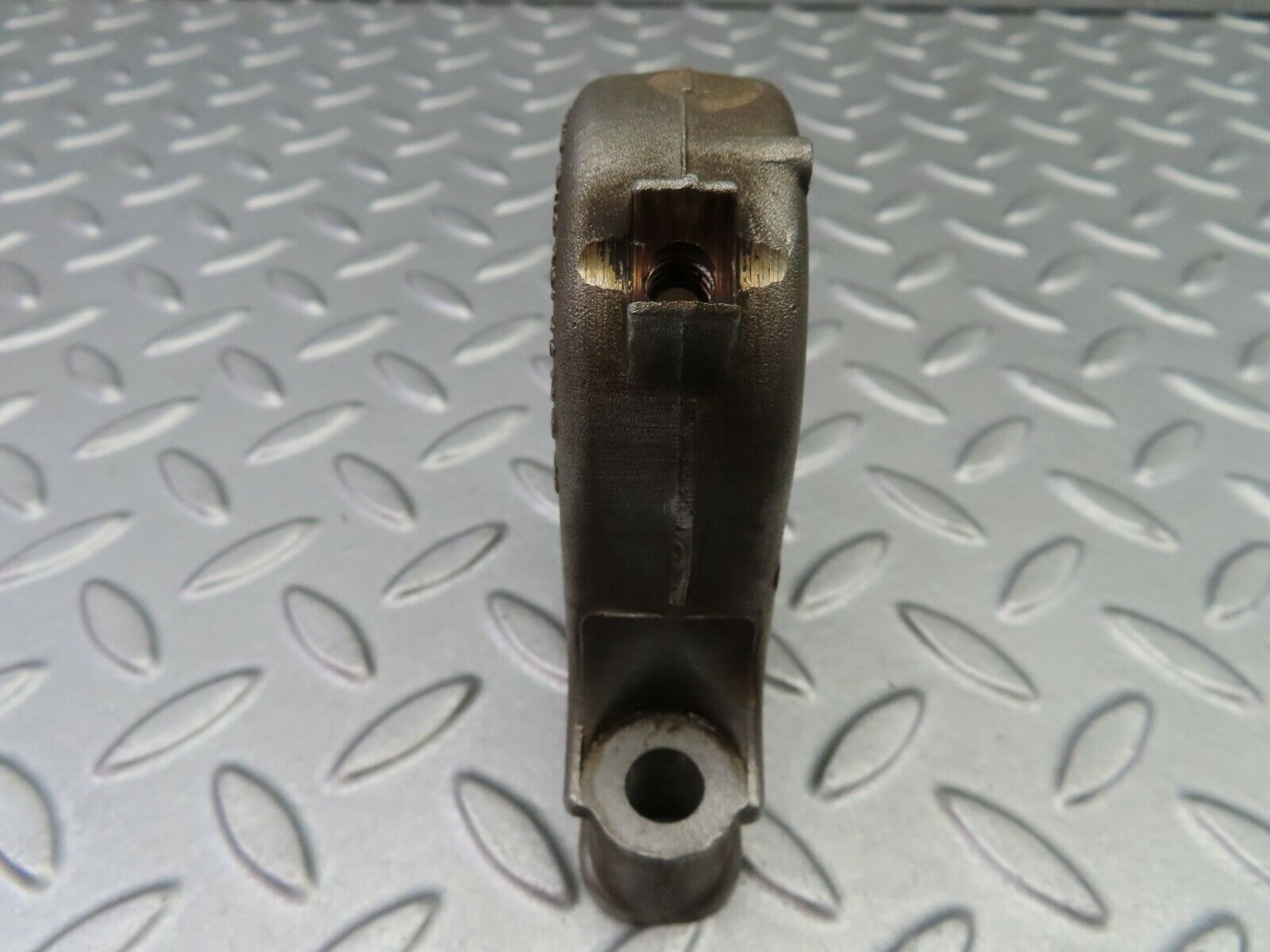 6295 Mercedes-Benz W126 380SE Camshaft Bearing Tower 1160514612