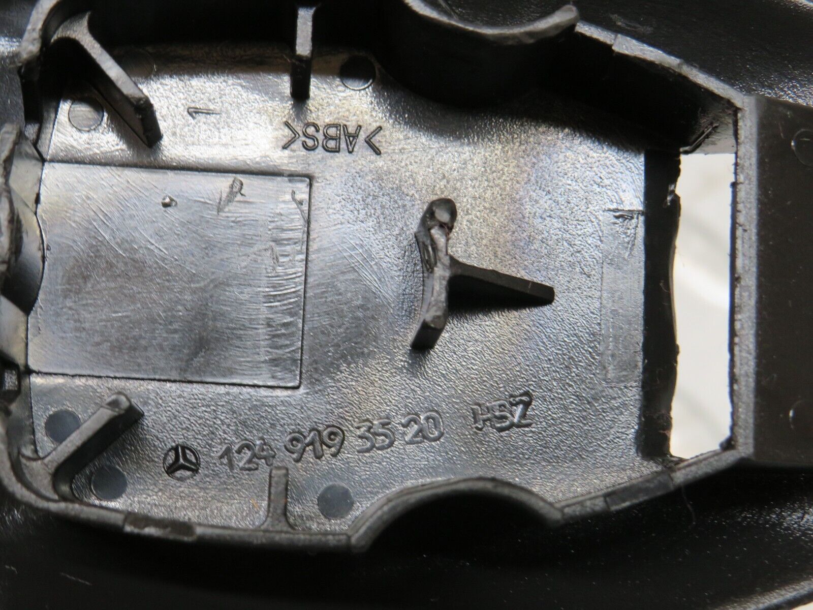 27654 Mercedes-Benz S124 300TE Seat Belt Runner With Cover Pair 1249193520