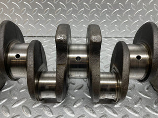 0349 Mercedes-Benz W123 220D Crankshaft  61504