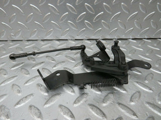 24348 Mercedes-Benz S124 220TE Wagon Throttle Linkage