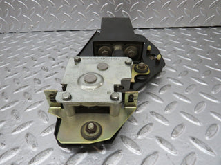 26215 Mercedes-Benz W116 450SE Sunroof Motor With Bracket 0008202807