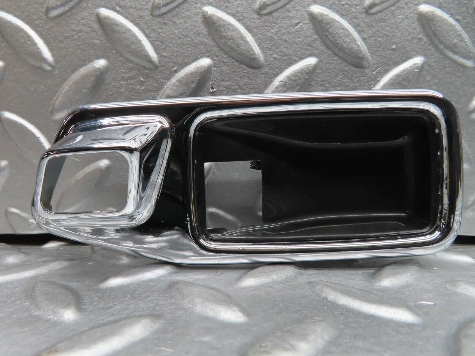 21079 Mercedes-Benz W123 230E Chrome Frame For Door Opener Left 1167660111