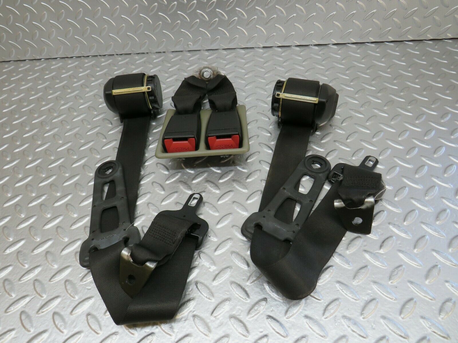 24378 Mercedes-Benz S124 220TE Seat Belt For Third Row Seat Set 1248602785