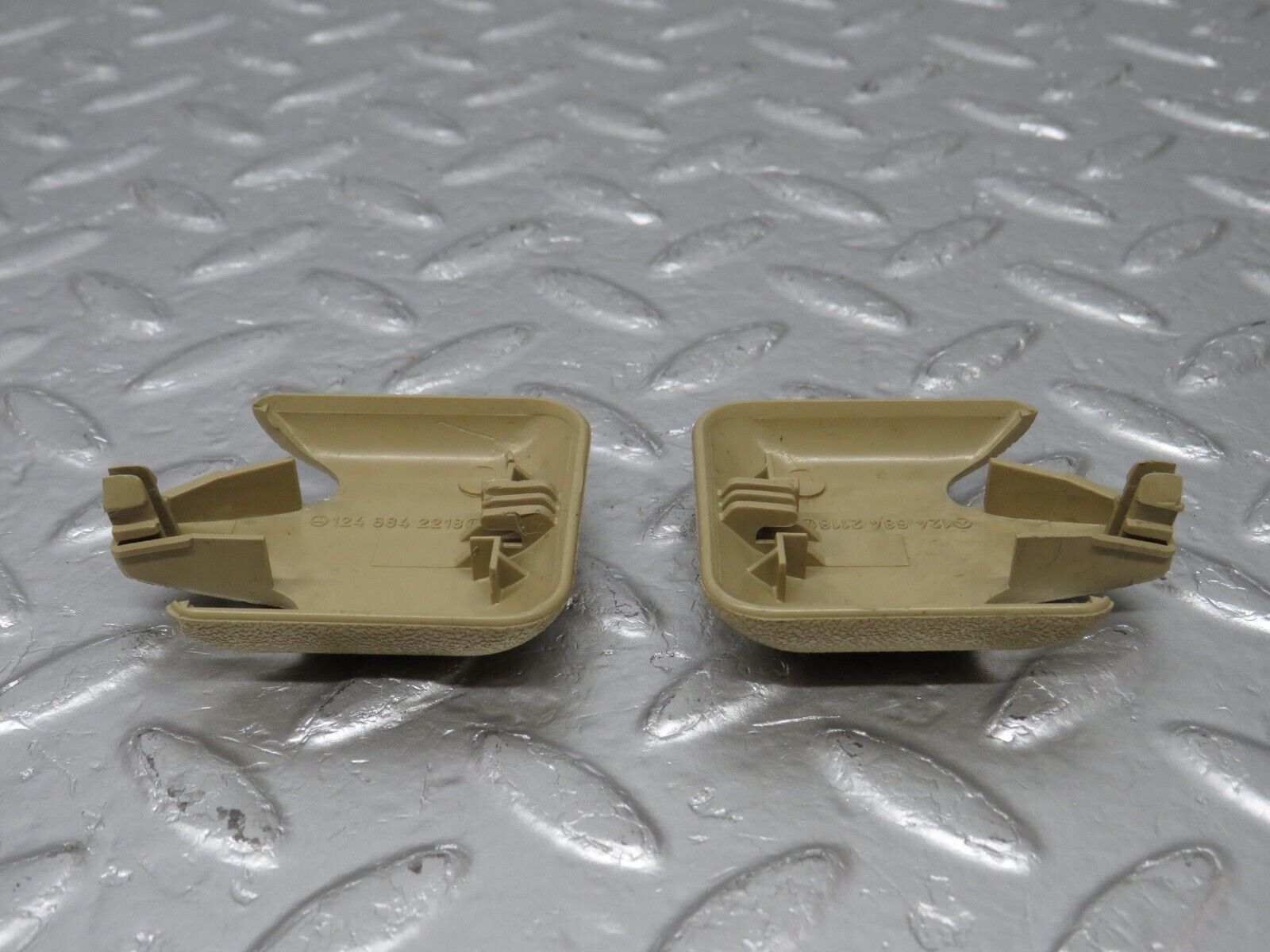 34107 Mercedes-Benz W124 260E Front Seat Rail Trim Cover 1246842218 1246842118