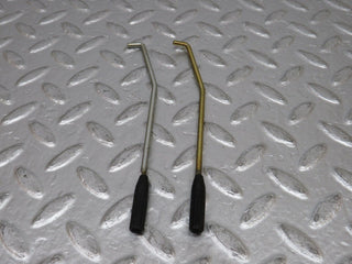 32490 Mercedes-Benz S124 300TE Wagon Front Door Lock Knob Pair