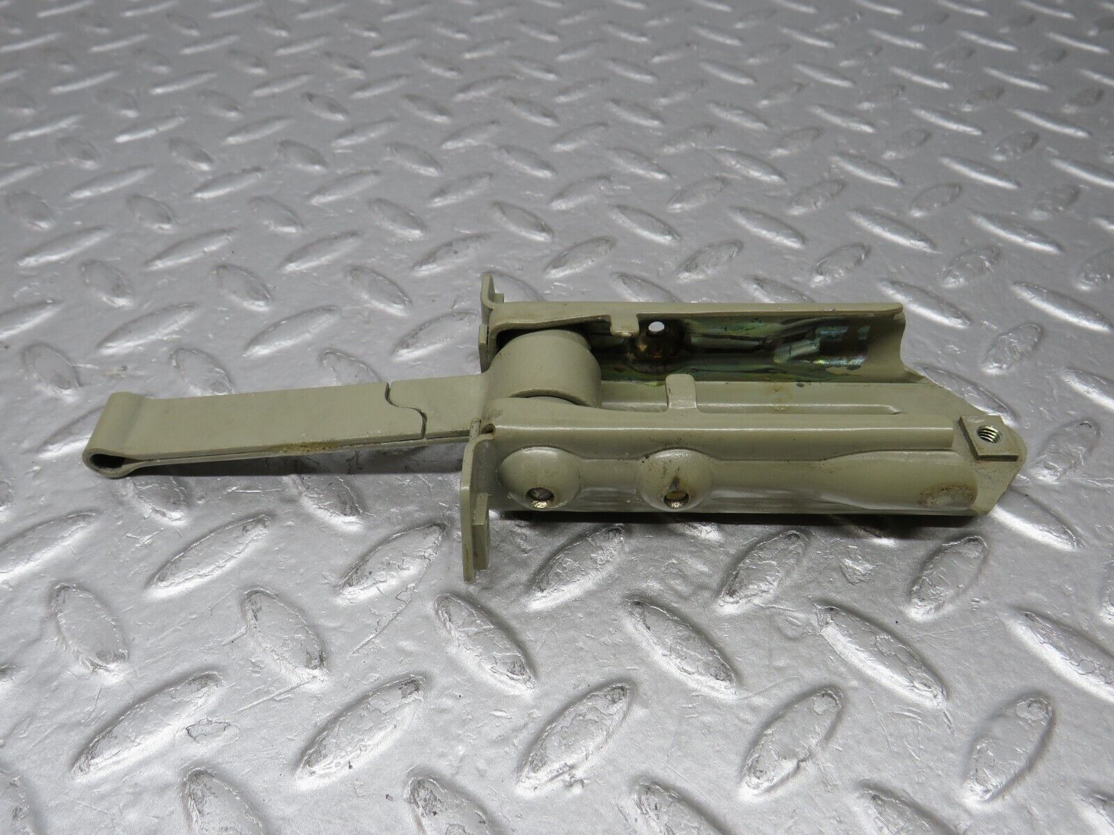 36622 Mercedes-Benz W201 190E 2.0L Door Safety Check Strap