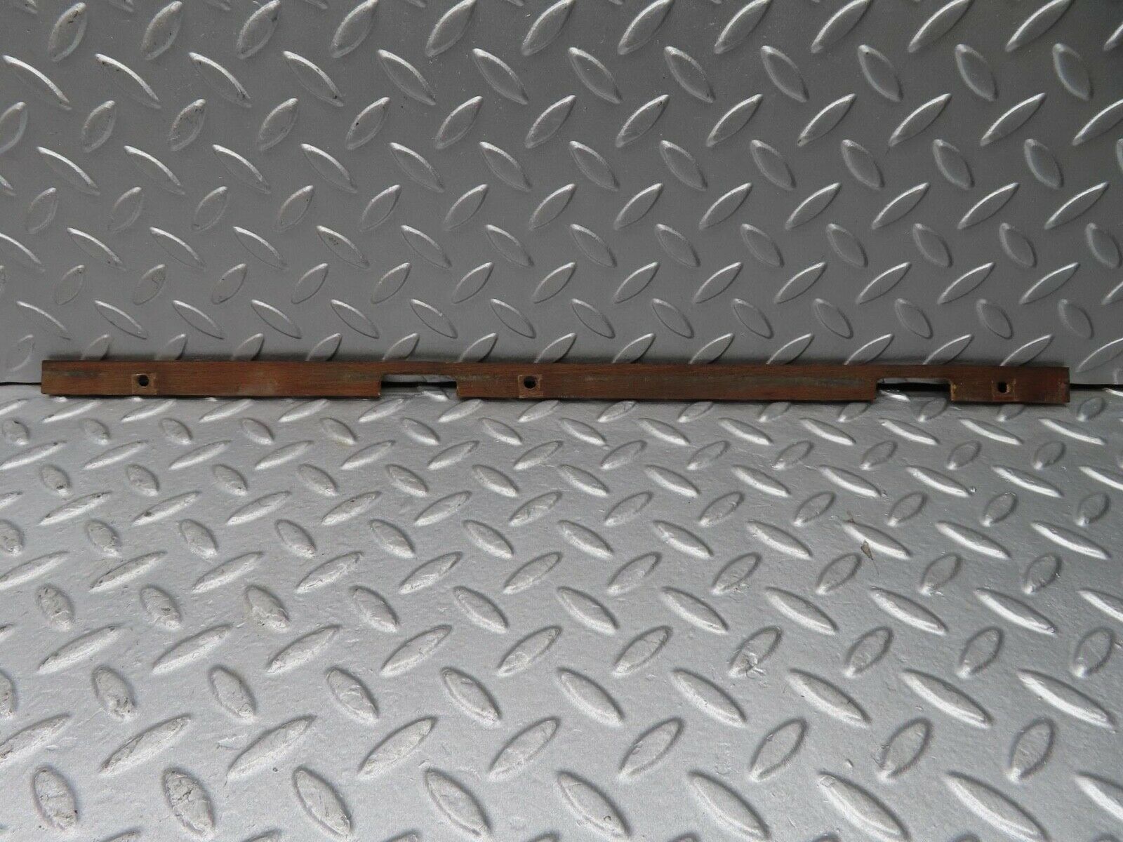 12579 Mercedes-Benz W108 280SE 3.5 Dashboard Wood Trim