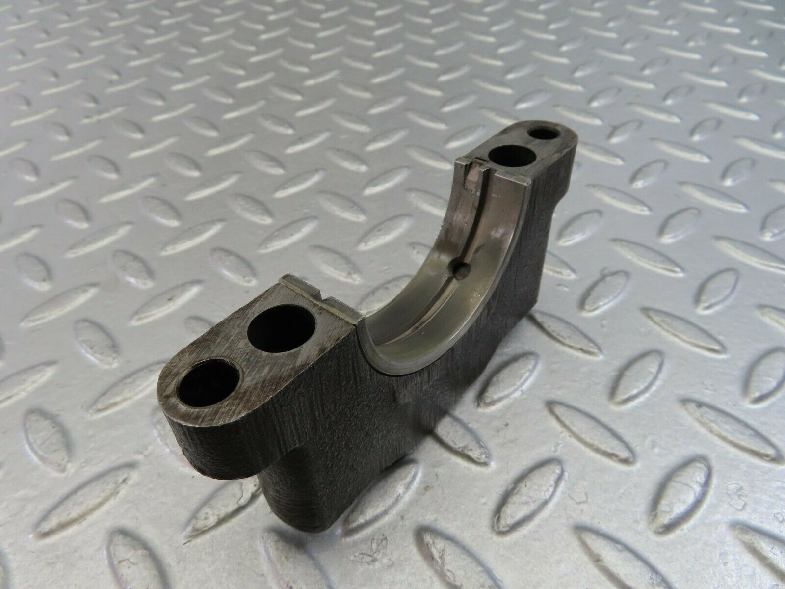 9874 Mercedes-Benz C123 280CE Coupe Crankshaft Bearing Holder Block 1080110211