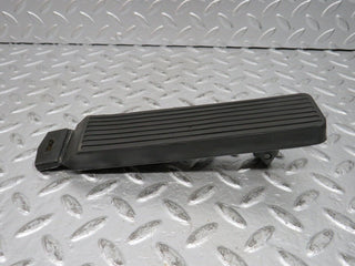 32007 Mercedes-Benz W123 230E Accelerator Pedal With Rubber 1233010082