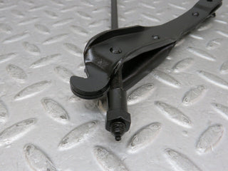 35711 Mercedes-Benz W108 Handbrake Adjusting Handbrake Regulator