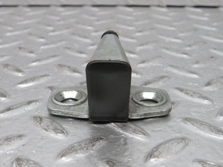 32379 Mercedes-Benz S124 300TE Wagon Door Lock Latch