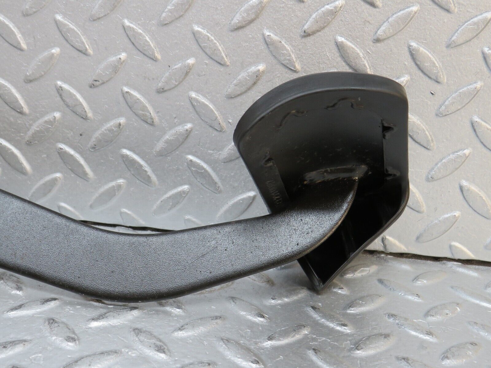 37973 Mercedes-Benz A124 320E Cabriolet Brake Pedal With Rubber 1232910082